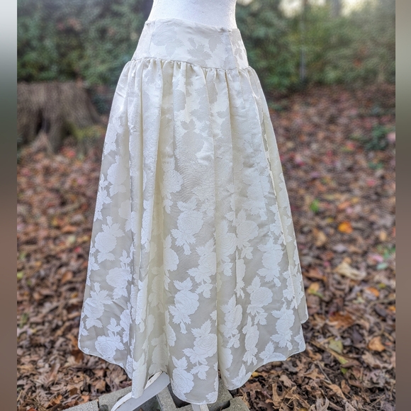 VINTAGE Jessica McClintock Brocade and Crinoline Skirt 80s - Picture 3 of 12